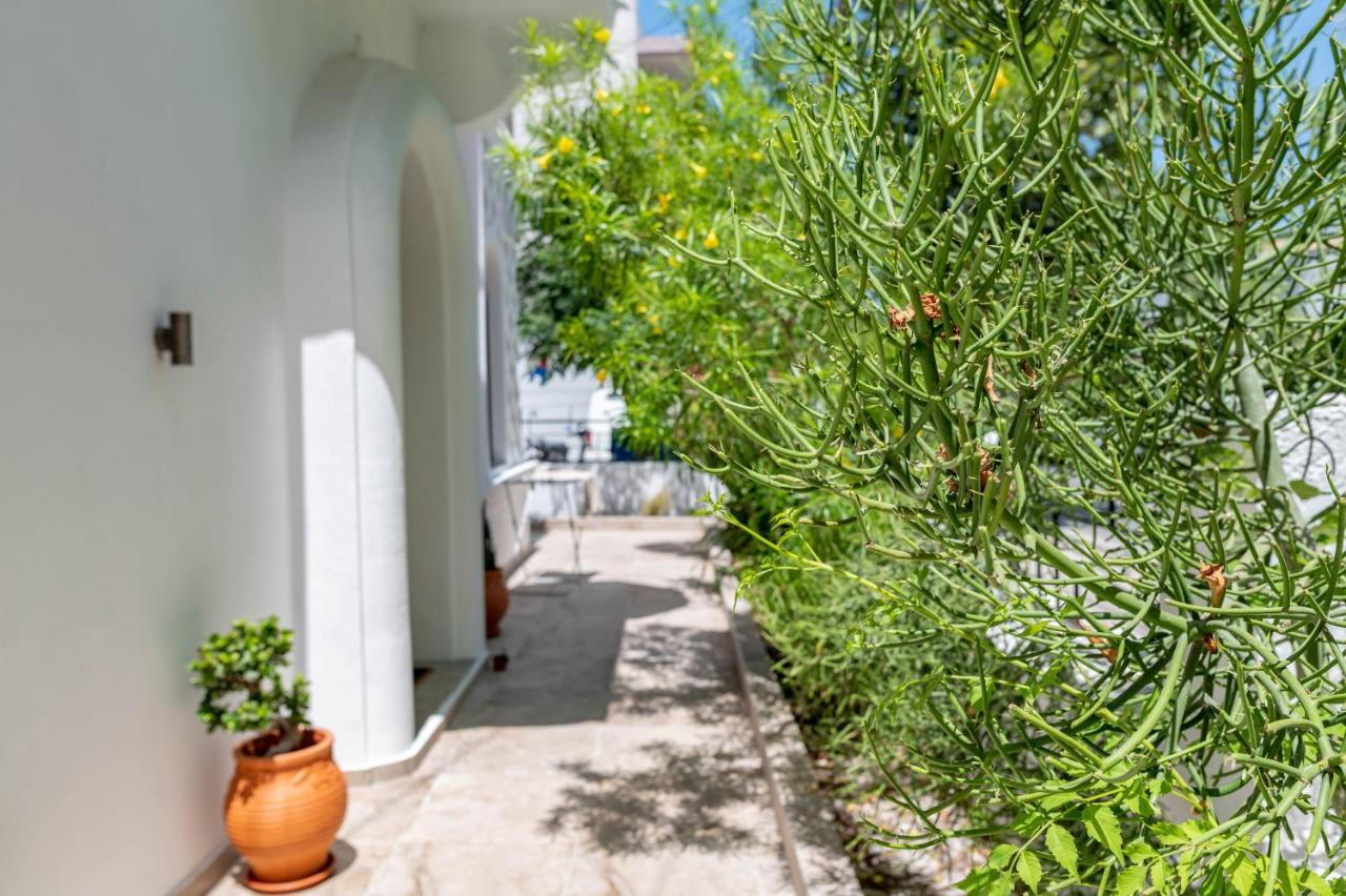 Kosnian City Suites Экстерьер фото