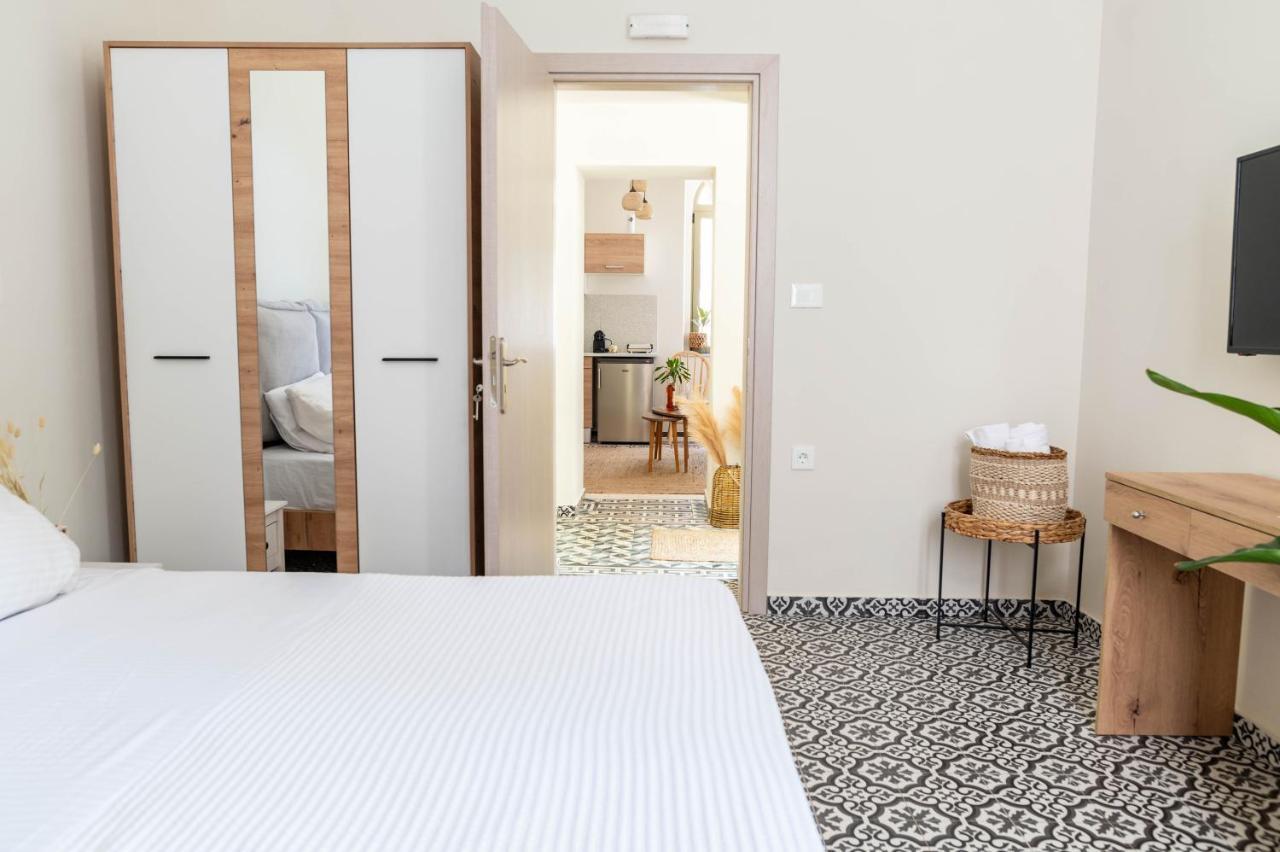 Kosnian City Suites Экстерьер фото